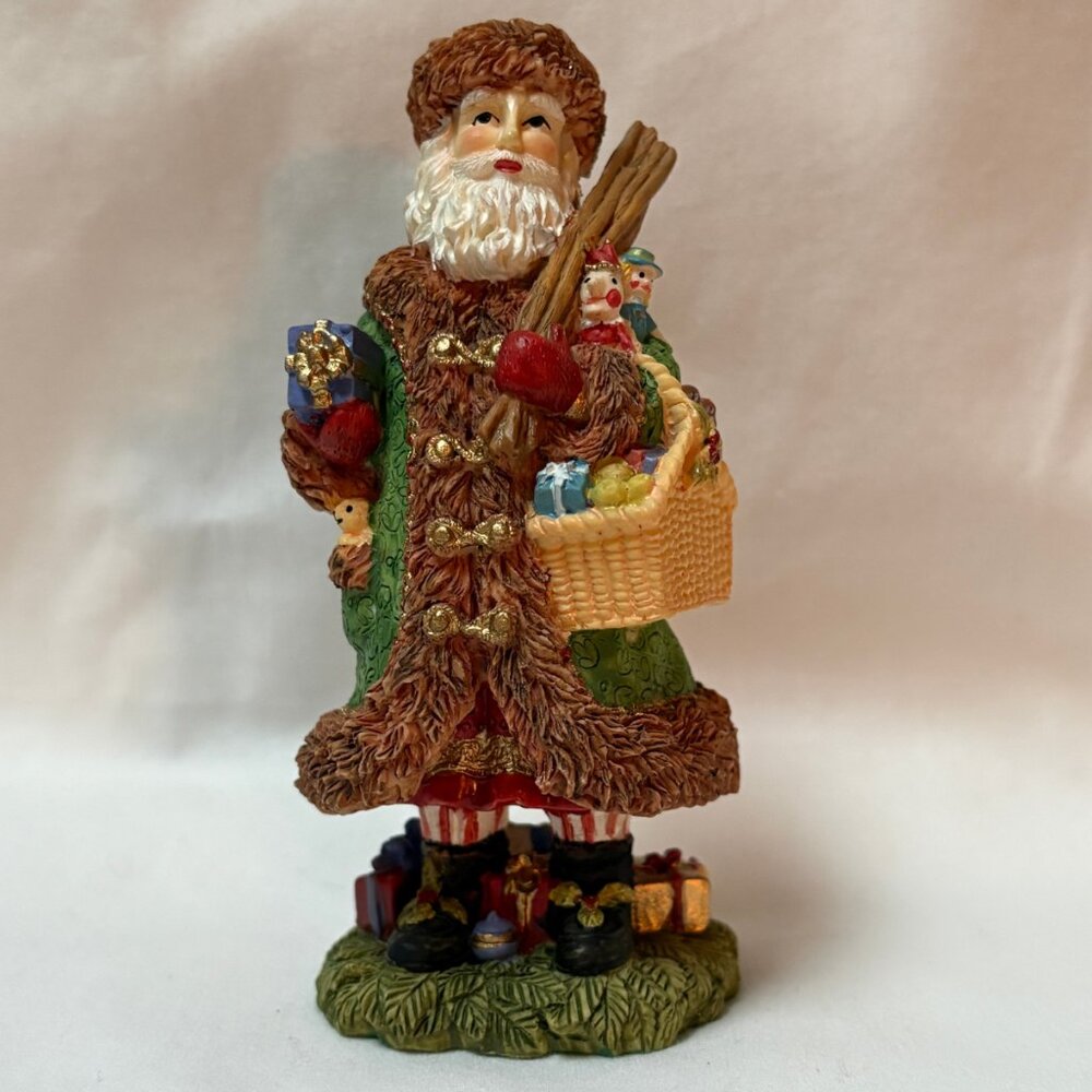 International Santa Belgium 1997 – Old Nick Figurine 4.25" Holiday Decor Collect